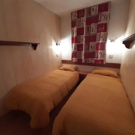Cosy A Courchevel, 5 Pers, Terrasse - Fr-1-514-85 Apartment *